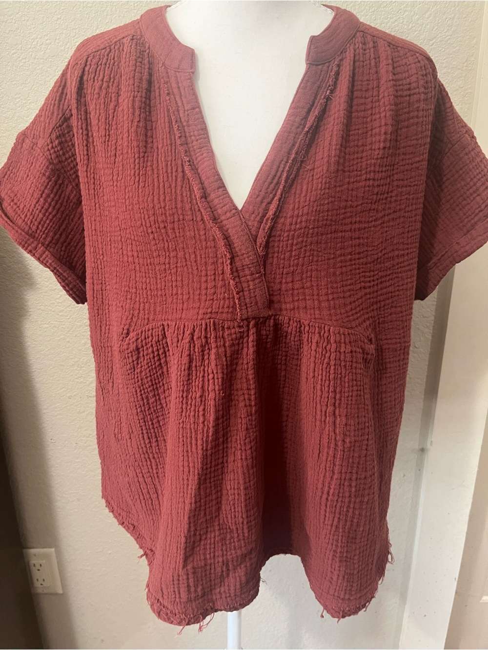 Wishlist apparel Woven Split-Neck Women's Top - Rust